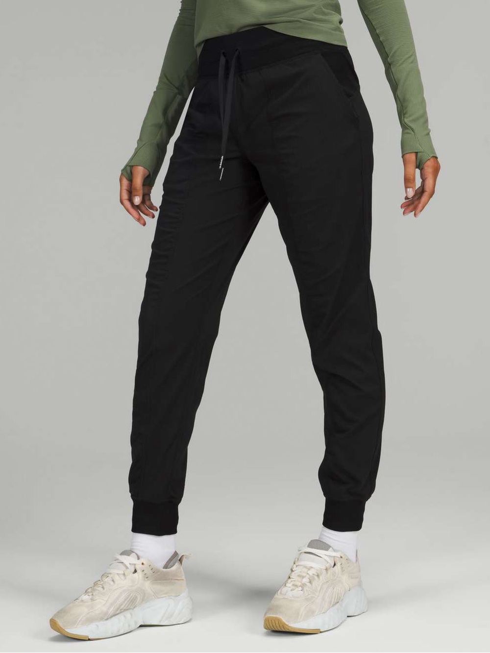 LULULEMON Lululemon Dance Studio Mid-Rise Jogger Full Length Black Pants Size 10